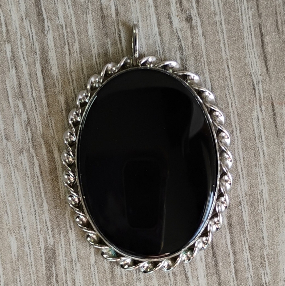 Vintage Handcrafted Black Onyx Natural Pendant Sterling Braided Accent 1.25"